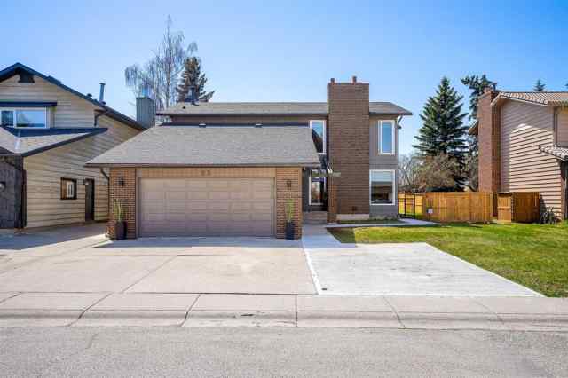 Deer Run real estate 23 deerbrook Road SE in Deer Run Calgary