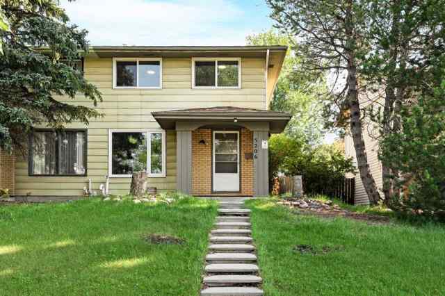 Dalhousie real estate 5206 Dalhousie Drive NW in Dalhousie Calgary