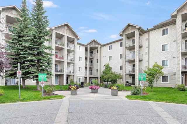 Red Carpet real estate 312, 1717 60 Street SE in Red Carpet Calgary