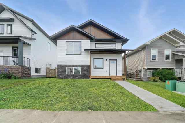Ryders Ridge real estate 84 Reynolds Road  in Ryders Ridge Sylvan Lake