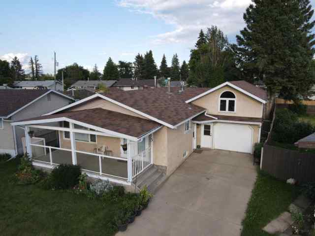 NONE real estate 4713 56 Avenue  in NONE High Prairie