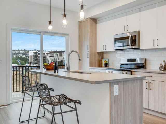 Springbank Hill real estate 105, 2231 81 Street SW in Springbank Hill Calgary