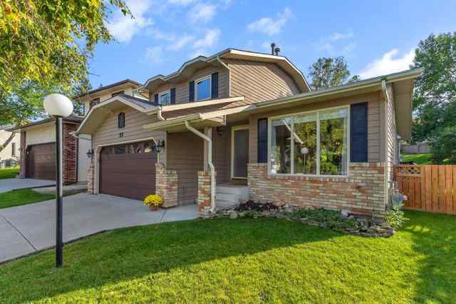Sandstone Valley real estate 23 Sanderling Court  in Sandstone Valley Calgary