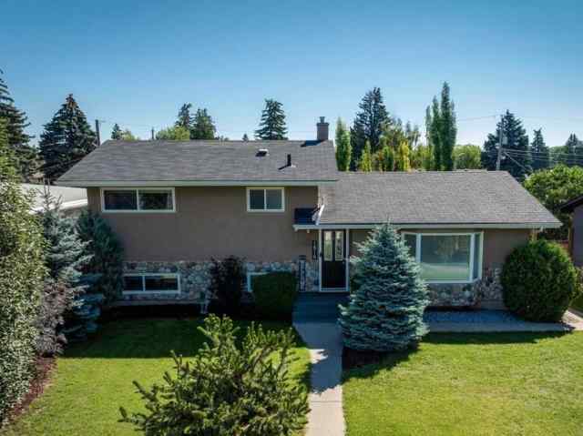 Glendale real estate 1816 Glasgow Drive SW in Glendale Calgary