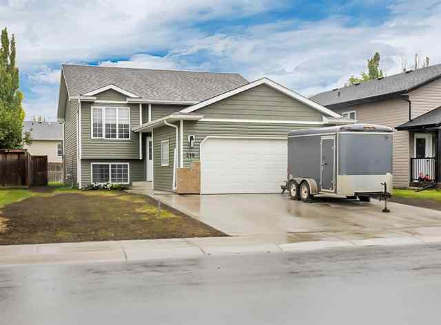 Lancaster Green real estate 219 Lancaster Drive  in Lancaster Green Red Deer