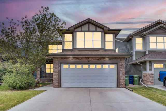 Luxstone real estate 142 Luxstone View SW in Luxstone Airdrie