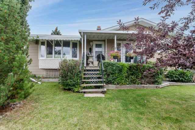 NONE real estate 5223 53 Street  in NONE Eckville