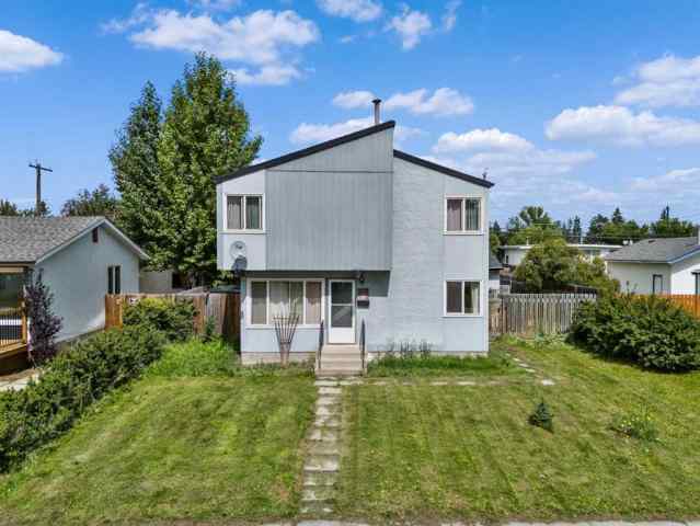 Penbrooke Meadows real estate 928 Pensdale Crescent SE in Penbrooke Meadows Calgary