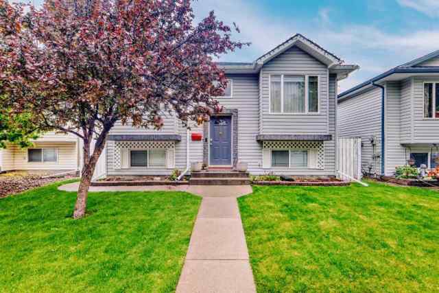 Uplands real estate 210 Uplands Boulevard N in Uplands Lethbridge