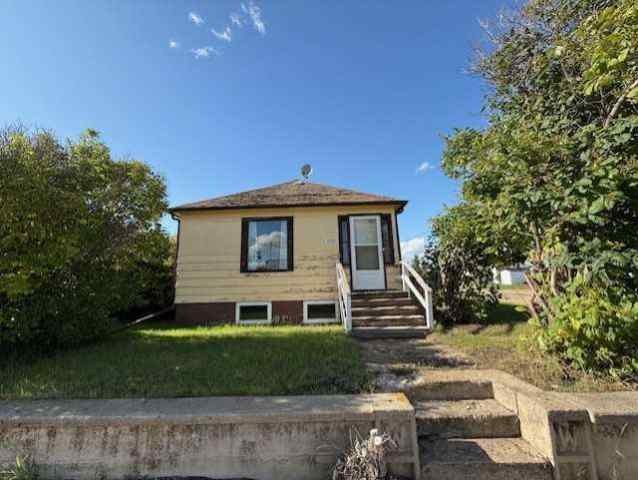 NONE real estate 5040 51 Street  in NONE Hardisty