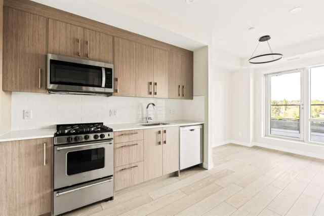 West Hillhurst real estate 355, 110 18A Street NW in West Hillhurst Calgary