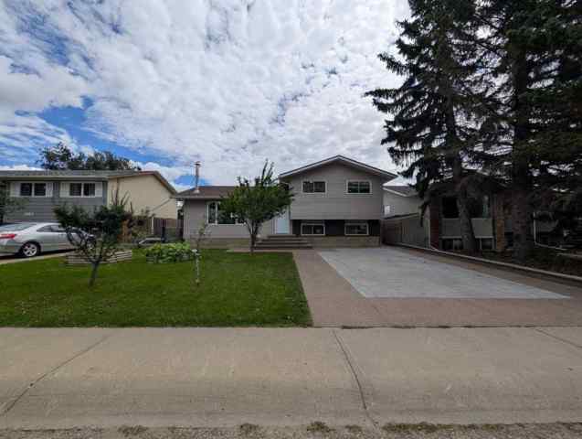 Northeast Crescent Heights real estate 2057 7 Avenue NE in Northeast Crescent Heights Medicine Hat