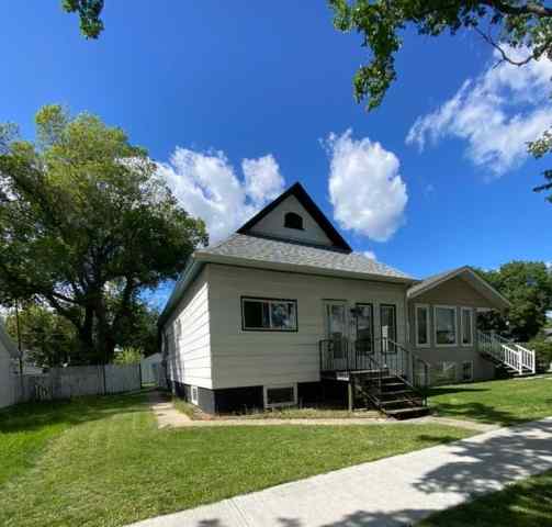Central real estate 135 2 Street E in Central Brooks