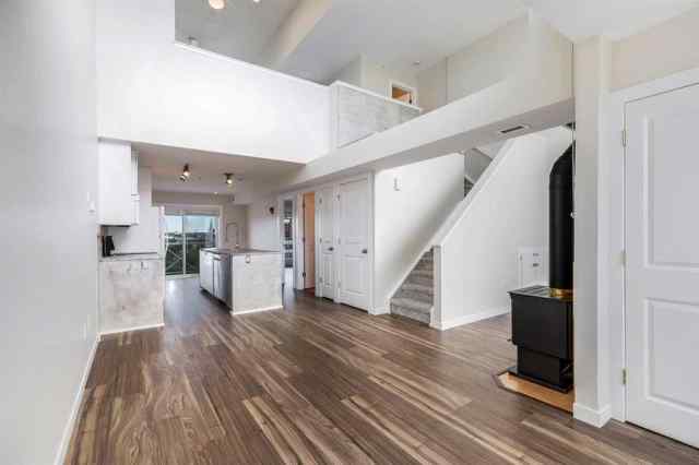 Sunalta real estate 408, 1540 17 Avenue SW in Sunalta Calgary