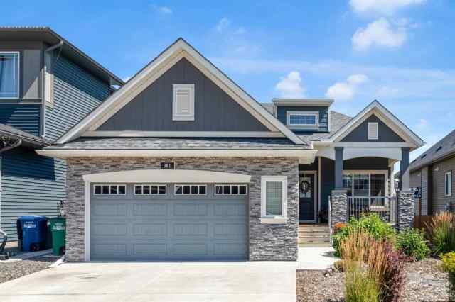 Bayside real estate 381 Bayside Crescent  in Bayside Airdrie