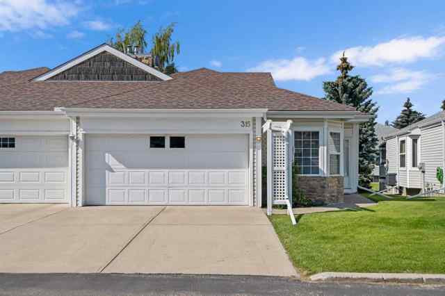 High River Golf Course real estate 315 De Foras Close NW in High River Golf Course High River