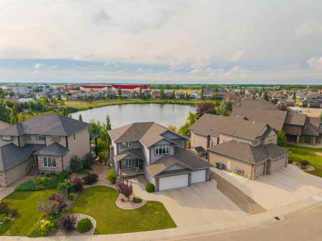 College Park real estate 5209 19 Street  in College Park Lloydminster