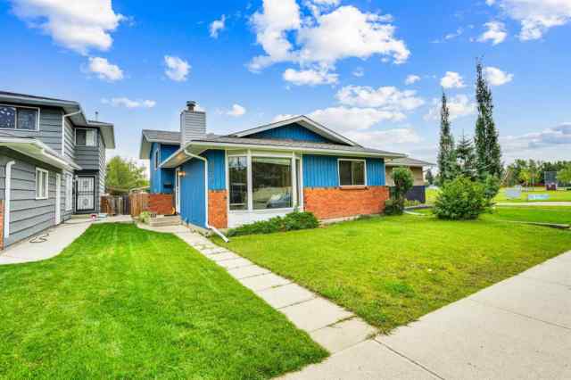 Coach Hill real estate 6908 Coach Hill Road SW in Coach Hill Calgary