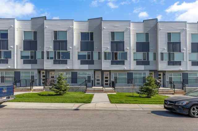 Panorama Hills real estate 121 Panatella Square NW in Panorama Hills Calgary