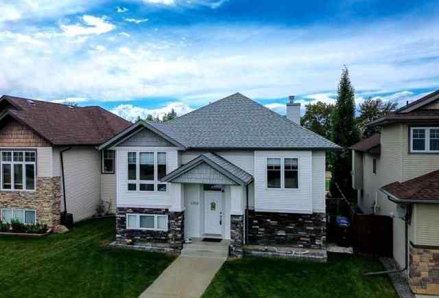 NONE real estate 6818 59 Street Close   in NONE Rocky Mountain House