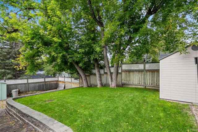 Dalhousie real estate 6407 Dalton Drive NW in Dalhousie Calgary