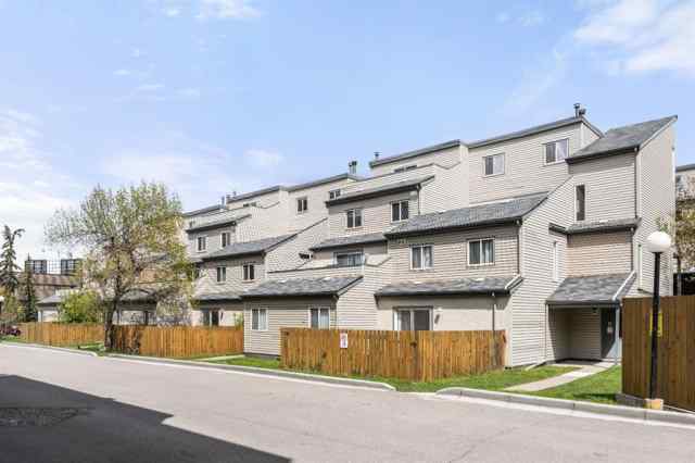 St Andrews Heights real estate 807, 1540 29 Street NW in St Andrews Heights Calgary
