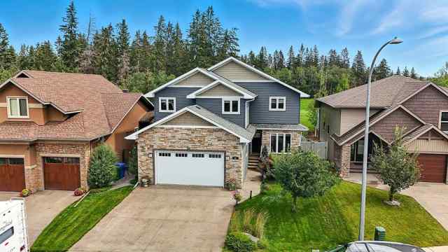 Garden Heights real estate 66 Grove Close  in Garden Heights Red Deer