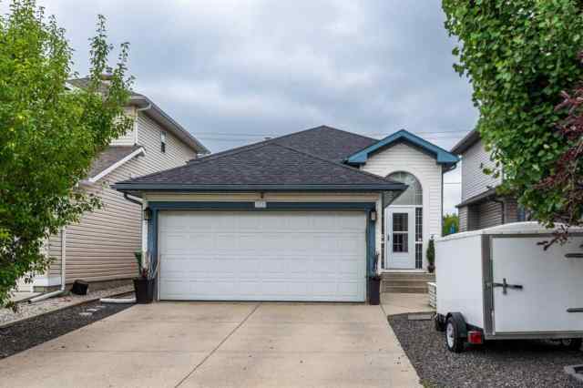 Bridlewood real estate 171 Bridlewood Circle SW in Bridlewood Calgary