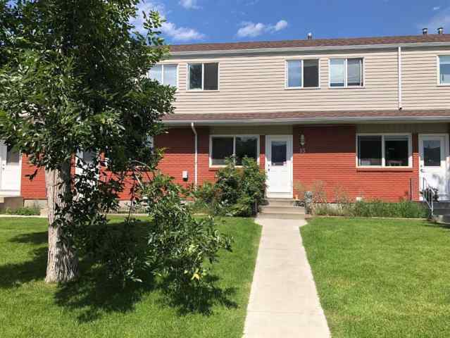 Old Rodeo Grounds real estate 15, 116 8 Avenue SW in Old Rodeo Grounds High River