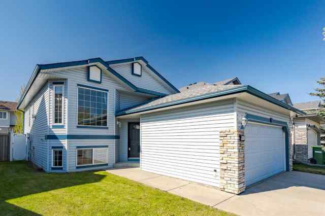 Stonegate real estate 140 Stonegate Close NW in Stonegate Airdrie