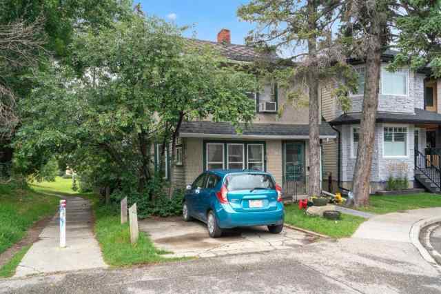 Richmond real estate 2452 28 Avenue SW in Richmond Calgary