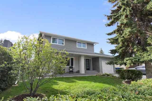 Cedarbrae real estate 472 Cedarille Crescent SW in Cedarbrae Calgary