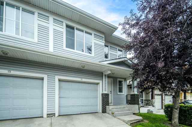 Hidden Valley real estate 17 Hidden Creek Rise NW in Hidden Valley Calgary