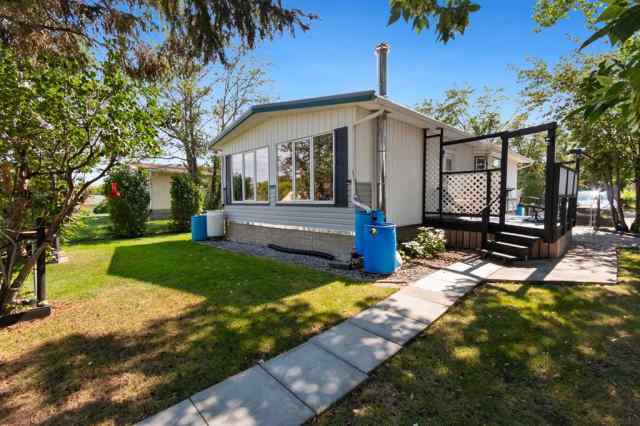 NONE real estate 2109 18 Avenue  in NONE Bowden