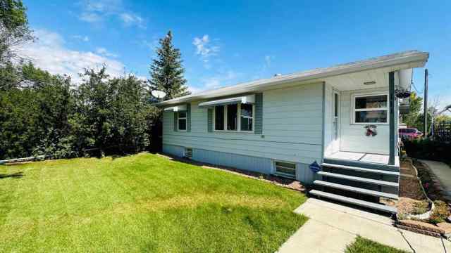 NONE real estate 111 2 Avenue S   in NONE Morrin