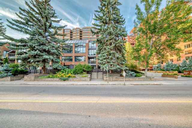 Mission real estate 1203, 330 26 Avenue SW in Mission Calgary