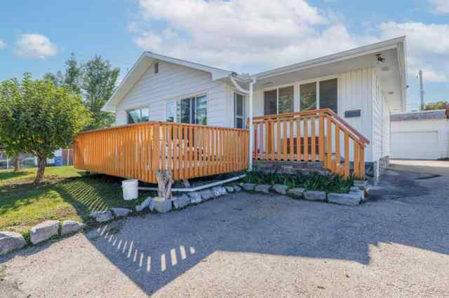 Forest Heights real estate 4613 4 Avenue SE in Forest Heights Calgary