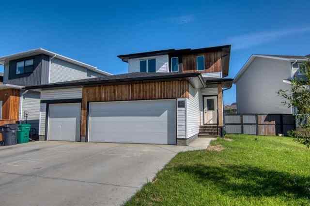 Garry Station real estate 1353 Pacific Circle W in Garry Station Lethbridge