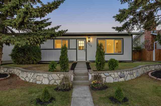 Thorncliffe real estate 5242 Thomas Street NE in Thorncliffe Calgary