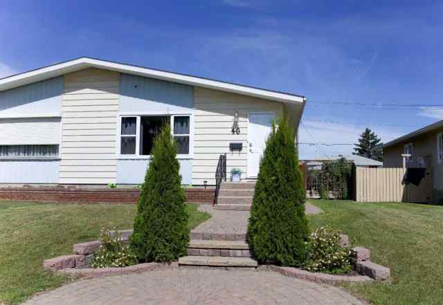 West Park real estate 46 Wells Street  in West Park Red Deer