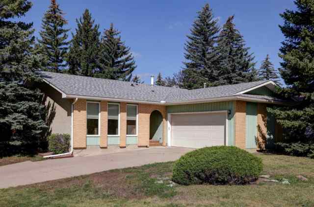 Dalhousie real estate 5601 Dalcastle Hill NW in Dalhousie Calgary