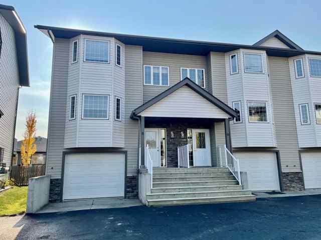 Edson real estate 8, 1616 41 Street  in Edson Edson