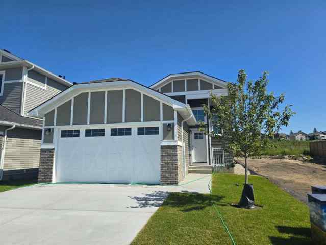 Lakewood real estate 176 Lakewood Circle  in Lakewood Strathmore