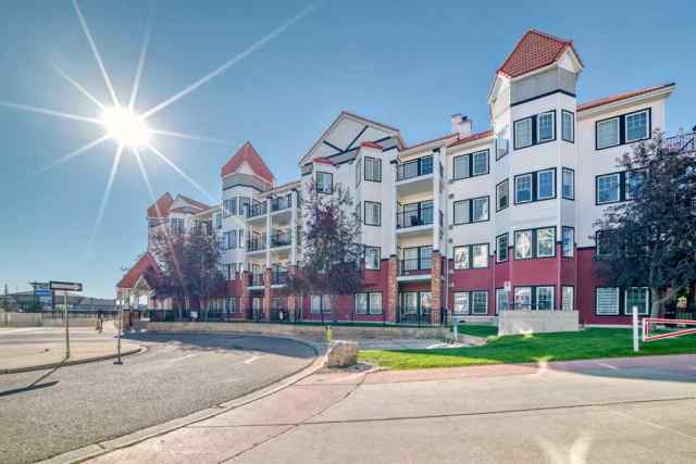 Royal Oak real estate 128, 60 Royal Oak Plaza NW in Royal Oak Calgary