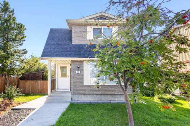 Erin Woods real estate 32 Erin Mount Crescent SE in Erin Woods Calgary