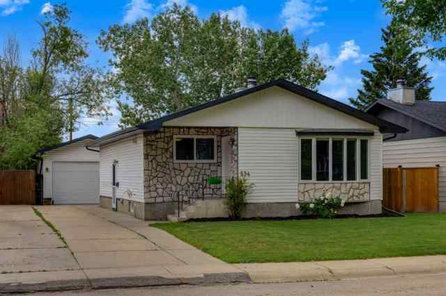 Canyon Meadows real estate 534 Cantrell Drive SW in Canyon Meadows Calgary