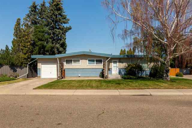 Lakeview real estate 1306 29 Street S in Lakeview Lethbridge