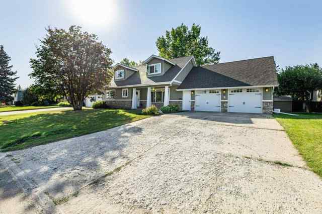 Fairway Heights real estate 33 FAIRWAY Drive  in Fairway Heights Lacombe