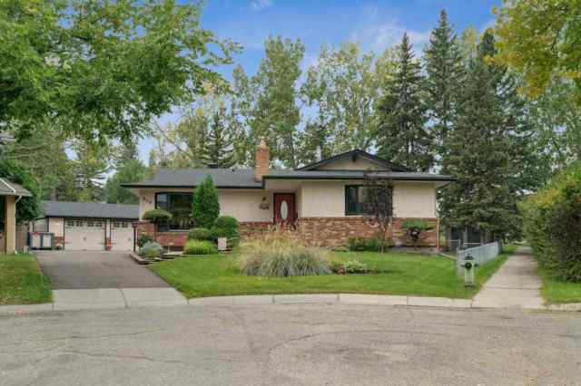 Oakridge real estate 318 Oakhill Place SW in Oakridge Calgary