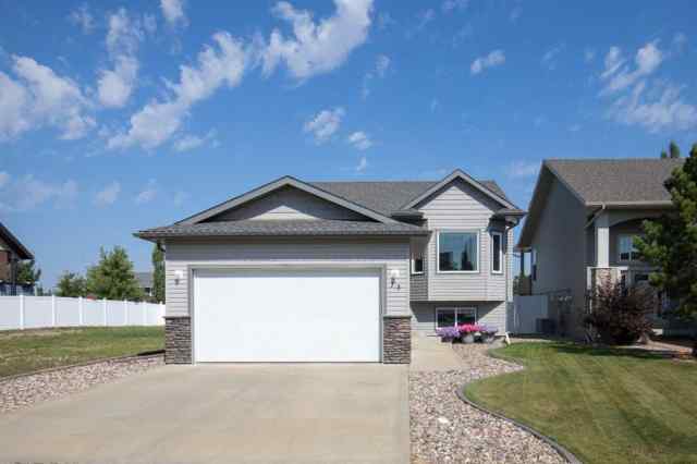 Cottonwood Estates real estate 73 Churchill Place  in Cottonwood Estates Blackfalds
